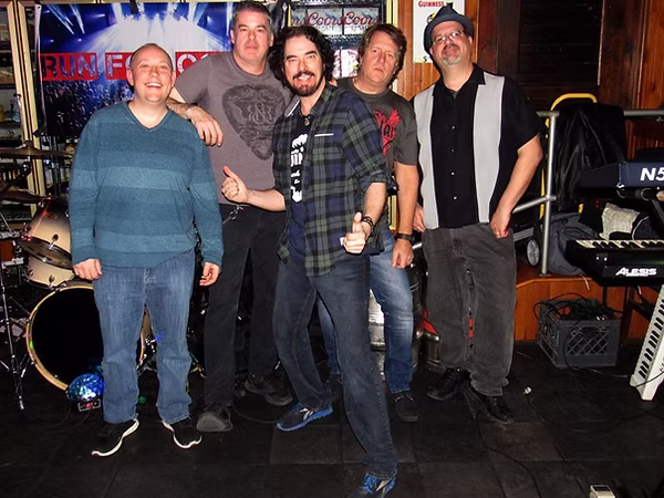 Run For Cover show photo 15